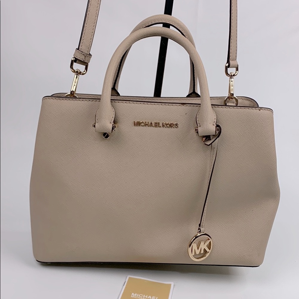Michael Kors MK Tan Gold Leather Handbag satchel purse Crossbody Lined Pockets